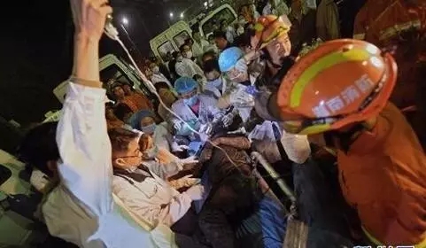 救援现场4